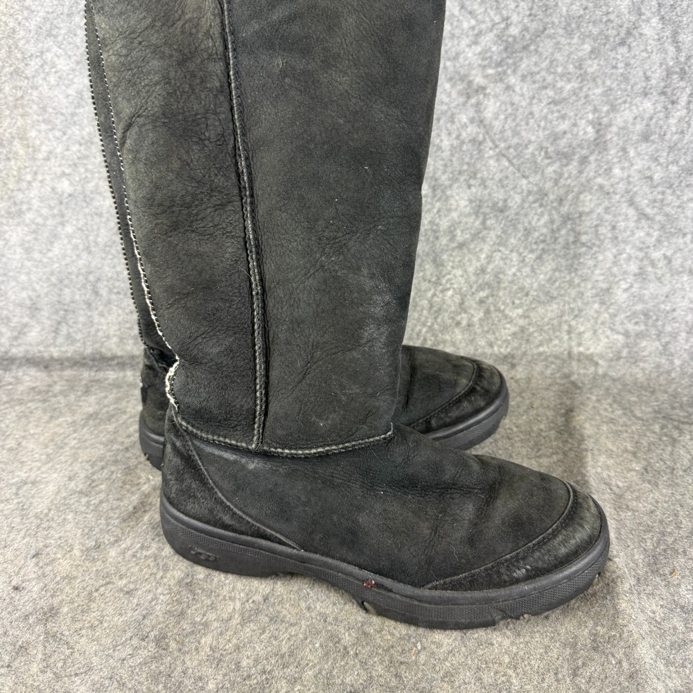 UGG Ultimate Tall Tasman Braid Winter Boots Womens Size 8 Black Suede Sheepskin